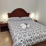 Piso De 4 Habitaciones En El Centro De Roses